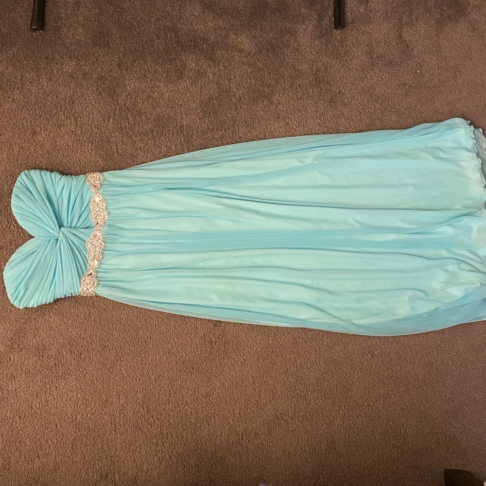 Strapless prom/party dress